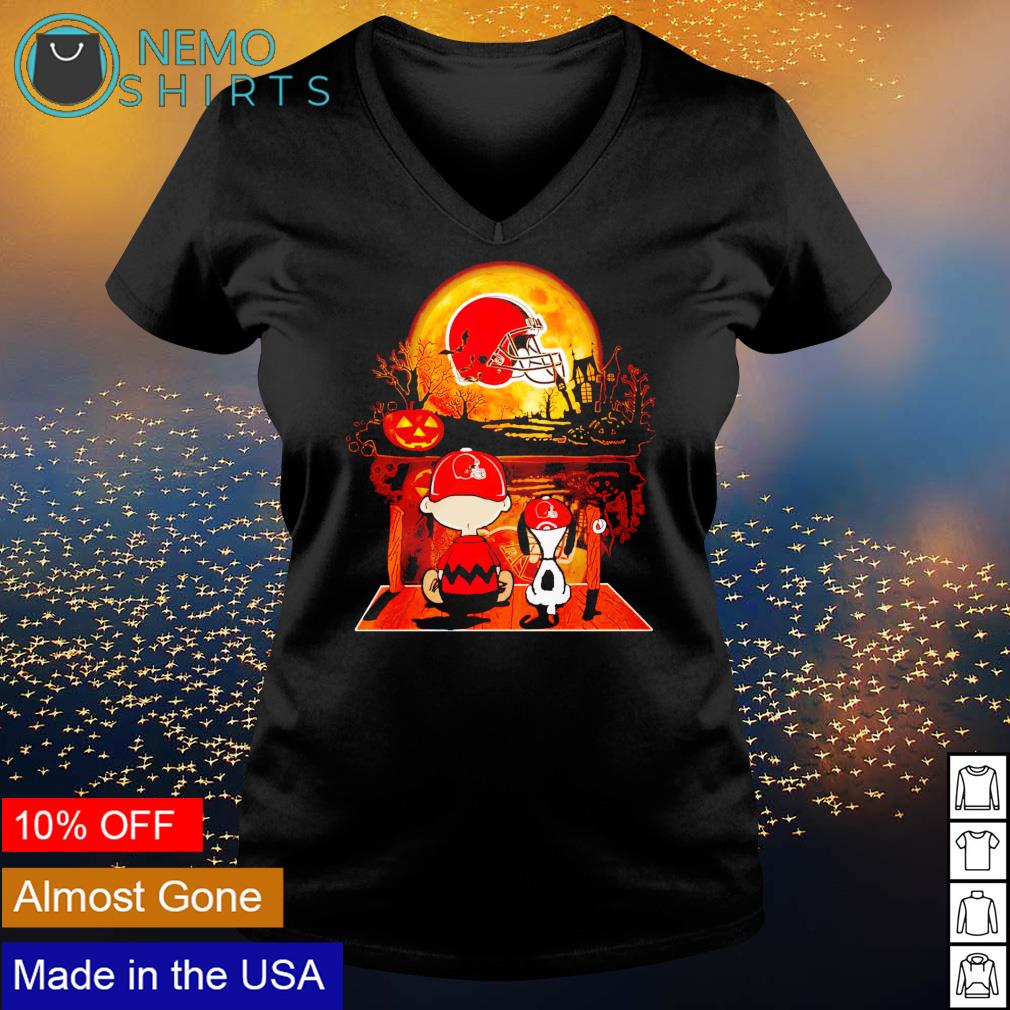 Cleveland Browns helmet Snoopy and Charlie Brown Halloween shirt