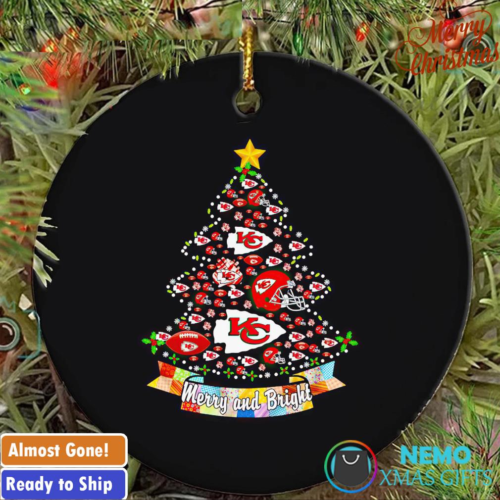 Kansas City Chiefs Merry Christmas Circle Ornament