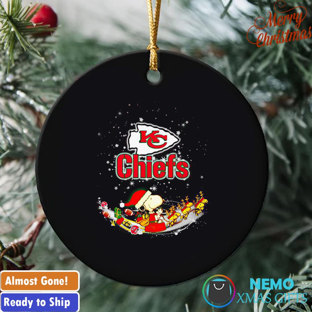 Kansas City Chiefs Merry Christmas Circle Ornament