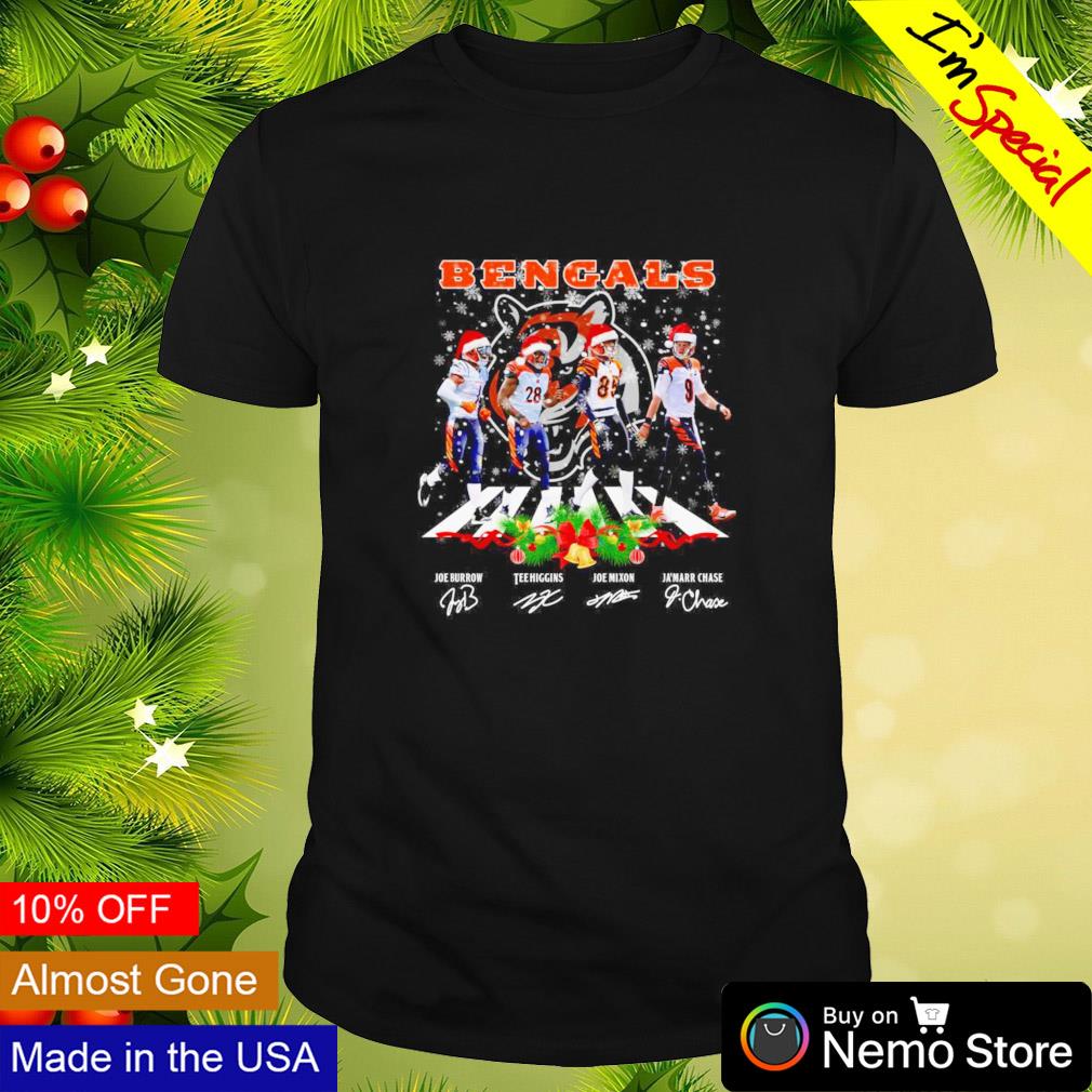 Bengals Santa Joe Burrow Tee Higgins Joe Mixon and Ja'Marr Chase on the road shirt