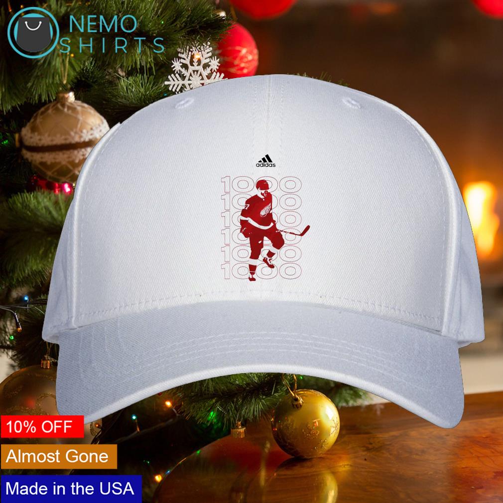 Detroit Red Wings David Perron score in 1000th game cap hat