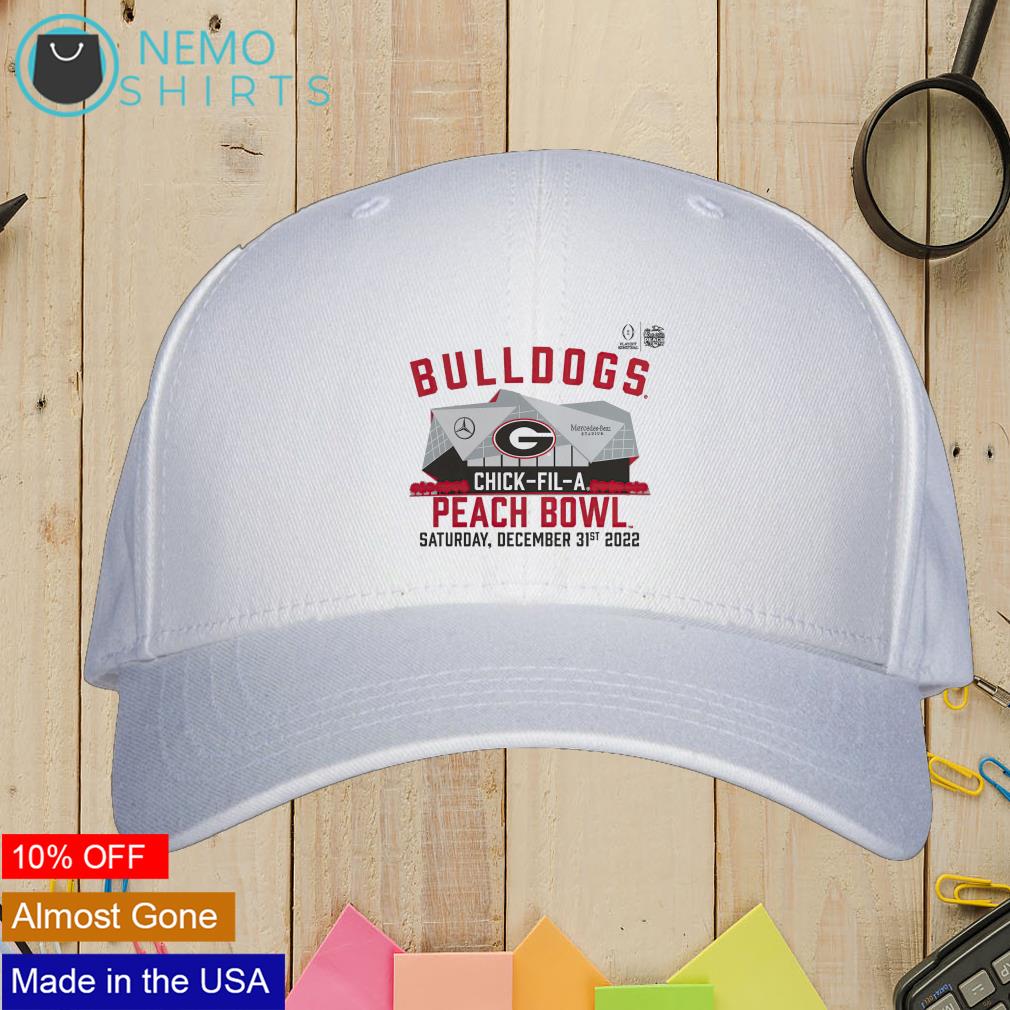 https://images.nemoshirt.com/2022/12/tIcqkXy5-georgia-bulldogs-chick-fil-a-2022-peach-bowl-cap-hat-whitehat.jpg