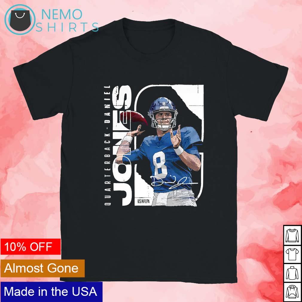 Daniel Jones quarterback New York Giants football signature graphic shirt hoodie sweater and v neck t shirt