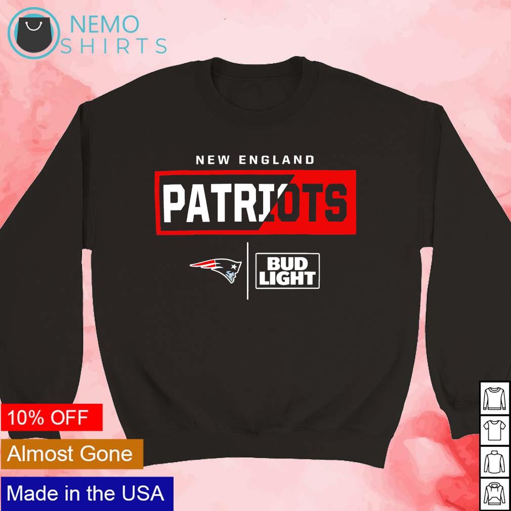 New England Patriots Women's Light Up V-Neck Sweater