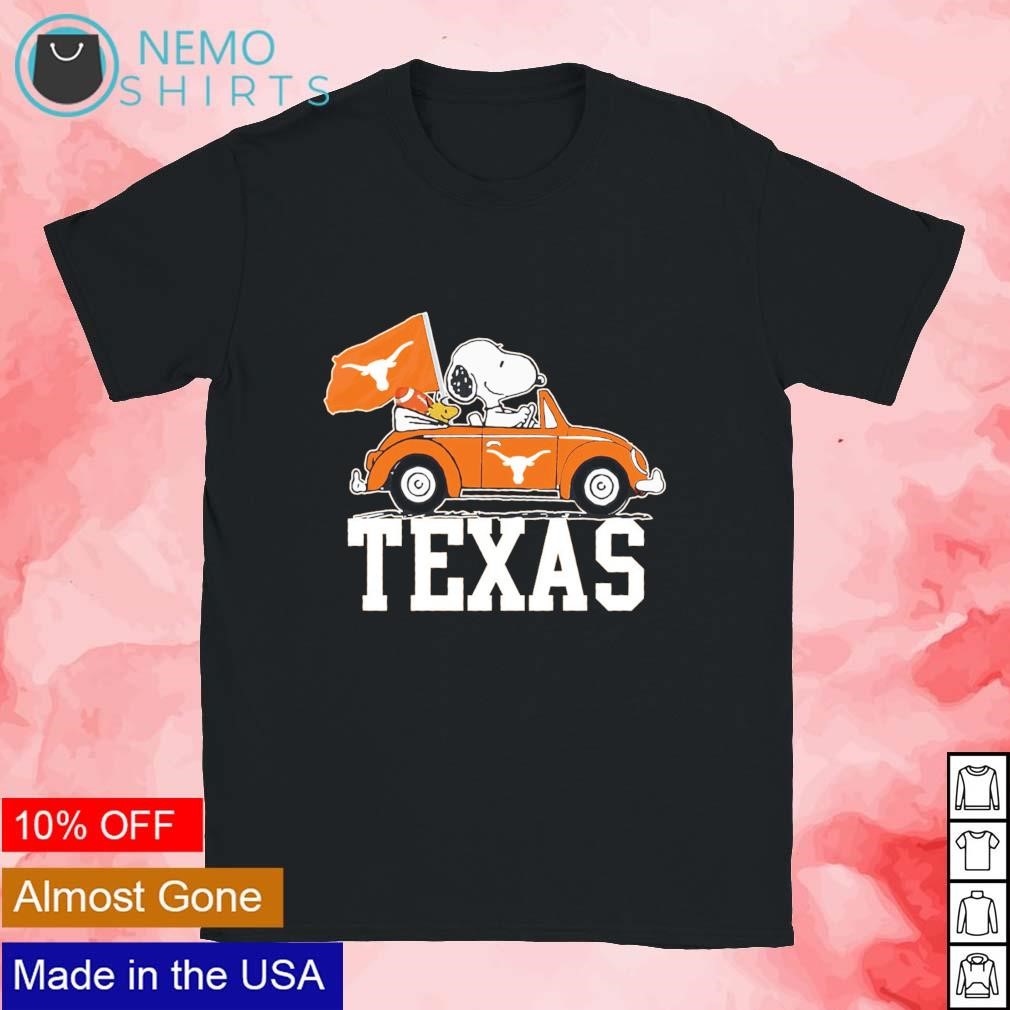 Snoopy dog driving Volkswagen Chicago Bears shirt, hoodie, sweater and  v-neck t-shirt