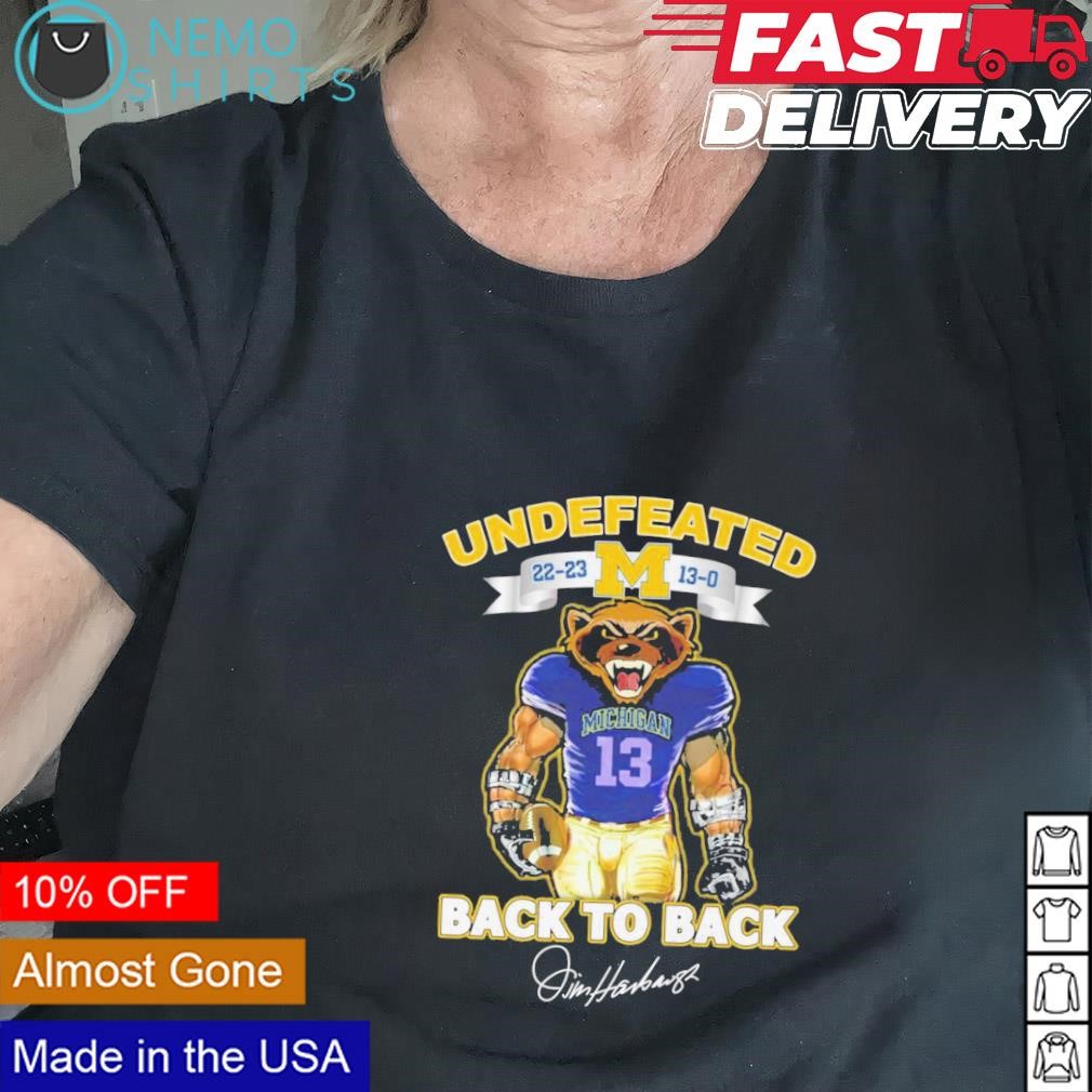 https://images.nemoshirt.com/2023/12/Michigan-Wolverines-mascot-undefeated-back-to-back-22-23-13-0-signature-shirt-Black-shirt.jpg