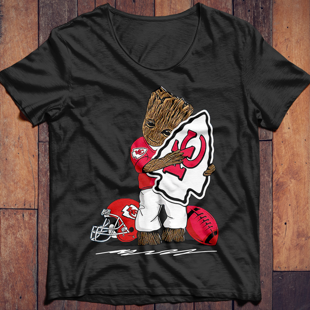 Chiefs Groot hugs Kansas City Chiefs Nfl shirt, ladies shirt, hoodie